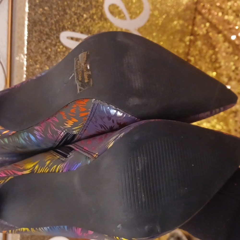 Glam Boots - Picture 3 of 4